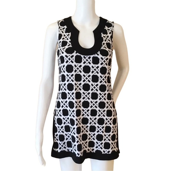 WHBM geometric top white black size Xs - Picture 1 of 4